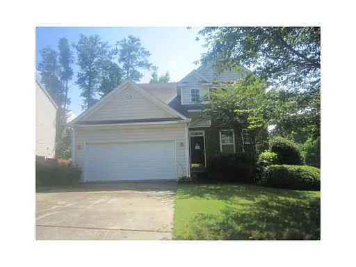 1222 Everwood Dr SW photo 1