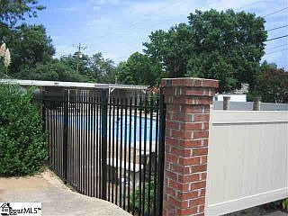 2nd image of 2530 E North St APT 4J