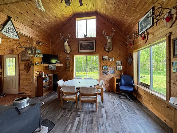 5th image of 49438 Wild Haven Rd