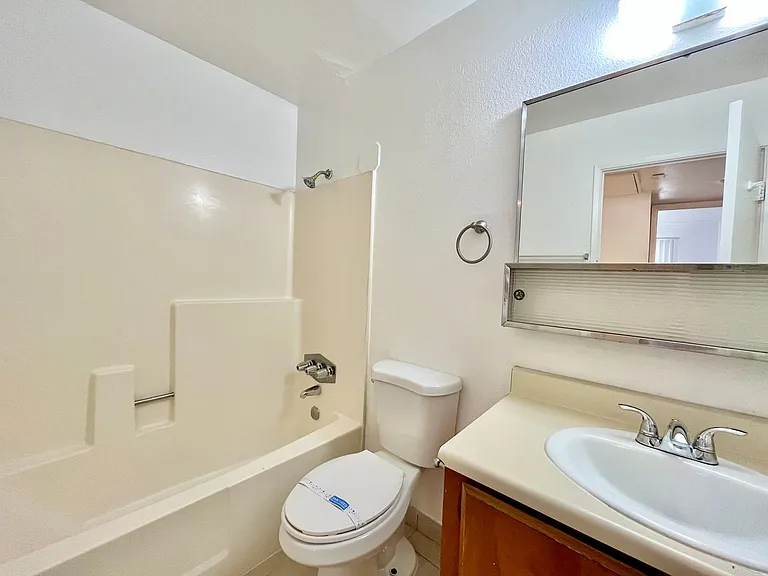 3917 Spring Dr #5 — Photo 12