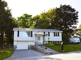 136 Totman Rd, Lowell, MA 01854