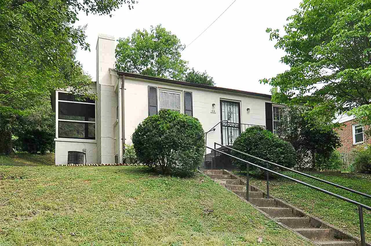 618 McIntire Rd photo 1