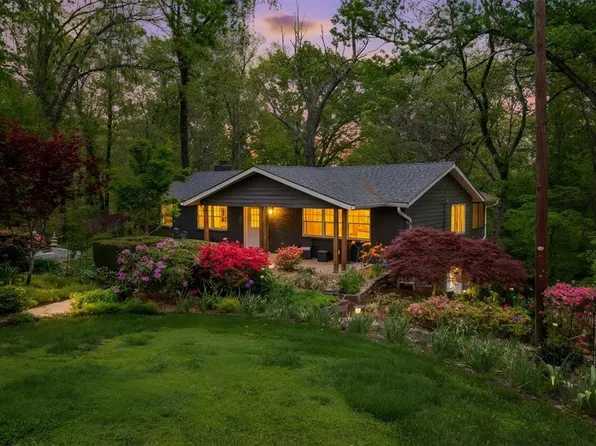 821 N Lakeview Dr, Springdale, AR 72756