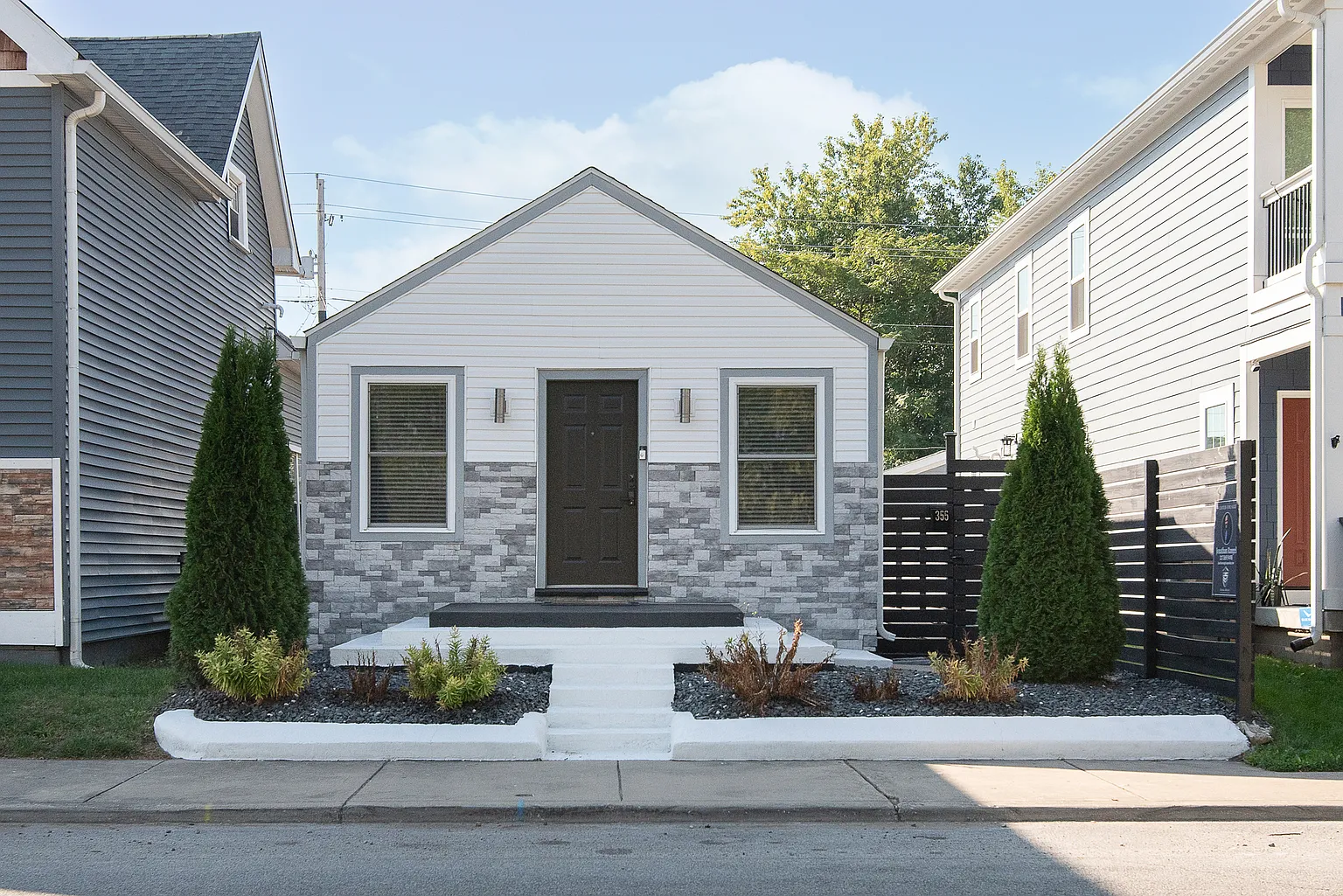 355 E Morris St photo 1