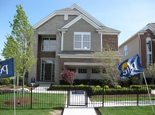 44825 Stockton Dr, Novi, MI 48377