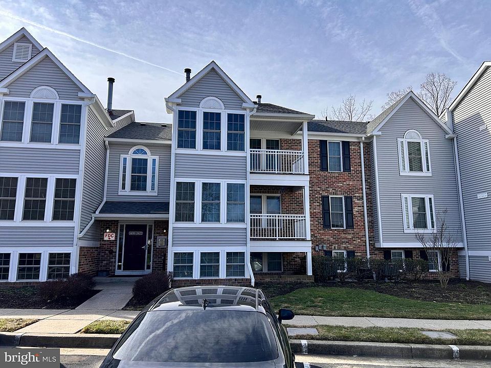 1st image of 1422 Greenbriar Cir #4-1422
