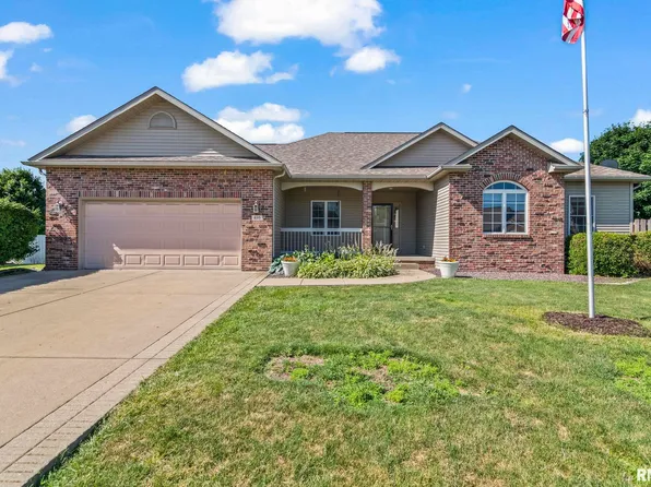 230 Possum Pass Ct, Sherman, IL 62684