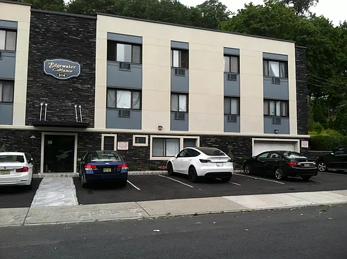 208 Undercliff Ave #B Photo 1