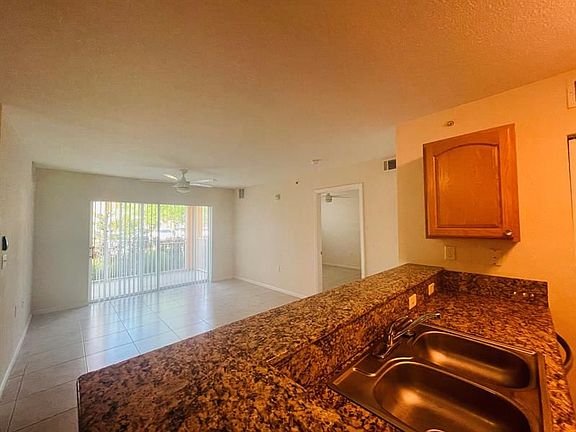 5th image of 221 SW Palm Dr APT 107
