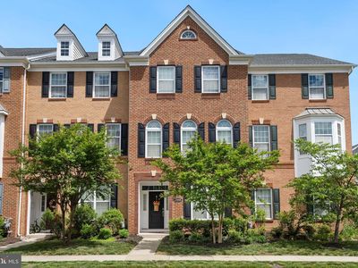 43008 Paris Gap Sq, Ashburn, VA, 20148