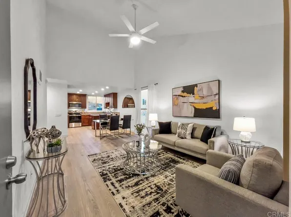 1124 Eureka St APT 24, San Diego, CA 92110
