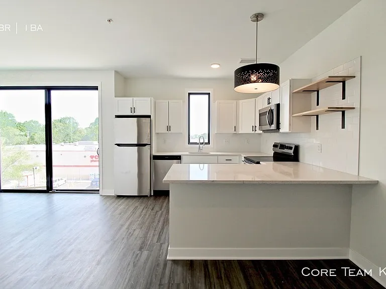 222 Waldo Flats — Photo 9