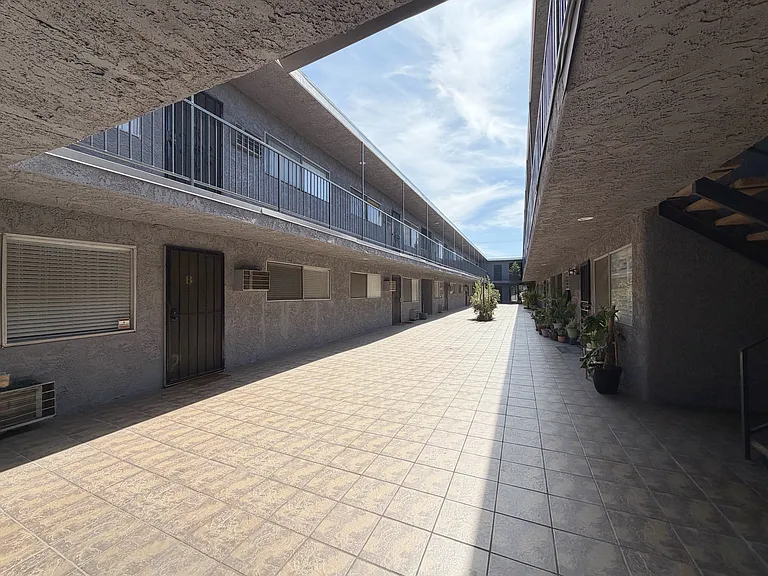 240 W Verdugo Ave #P — Photo 6