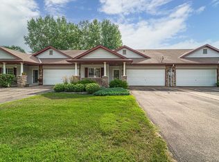 824 Boldt St, Chaska, MN 55318