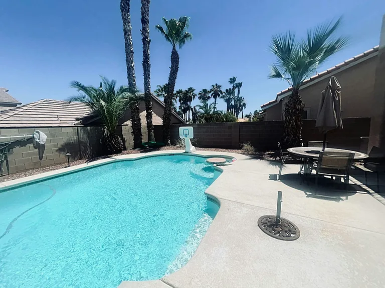 2076 Santina Ave — Photo 21