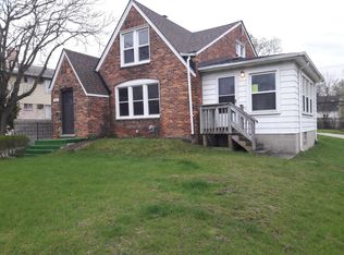 1505 W Nine Mile Rd, Ferndale, MI 48220
