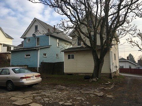 2nd image of 104/106 N 9th Ave