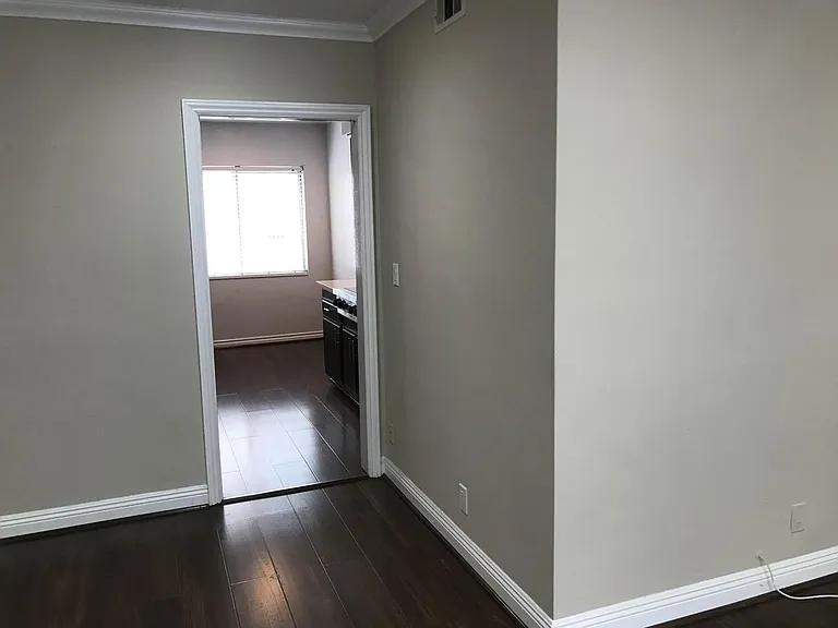 1126 N Central Ave #202 — Photo 16