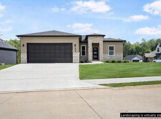 404 Sugarberry Dr, Columbia, MO 65201