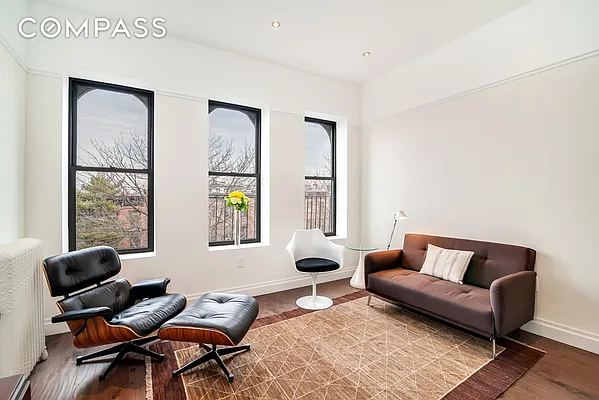 Sold by Compass | media 7