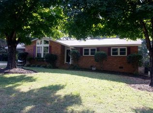 305 Brookwood Dr, Gaffney, SC 29341