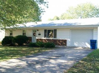 1003 Elizabeth St, Eldon, MO 65026