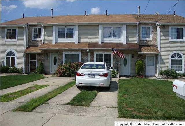1st image of 307 Lamberts Ln
