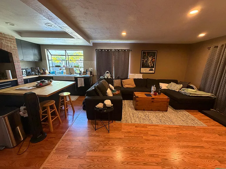 35596 Goldsmith Dr — Photo 2
