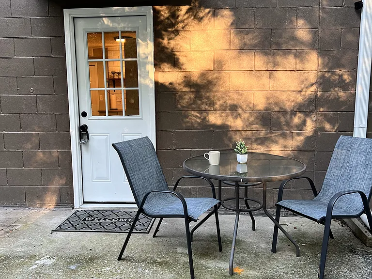 2506 Oakwood Ave #B — Photo 5