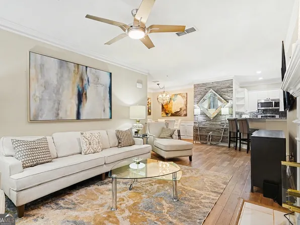 2400 Cumberland Pkwy SE Unit 212, Atlanta, GA 30339