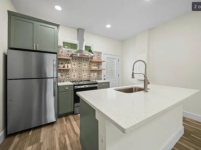 208 N Cherry St #A — Photo 7
