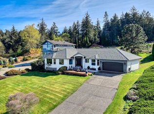 2123 Whalen Dr, Point Roberts, WA 98281