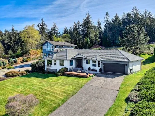 2123 Whalen Dr, Point Roberts, WA 98281