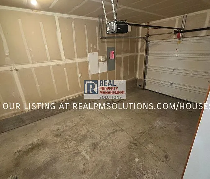 470 Lair Ln — Photo 18