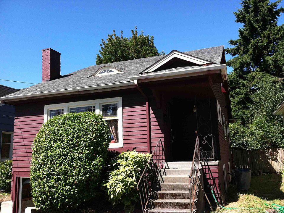 2nd image of 6057 25th Ave NE