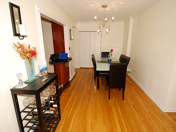 2nd image of 211-2 75th Ave #4K