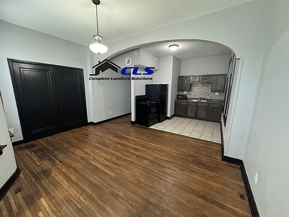 2nd image of 17 1/2 N 14th St