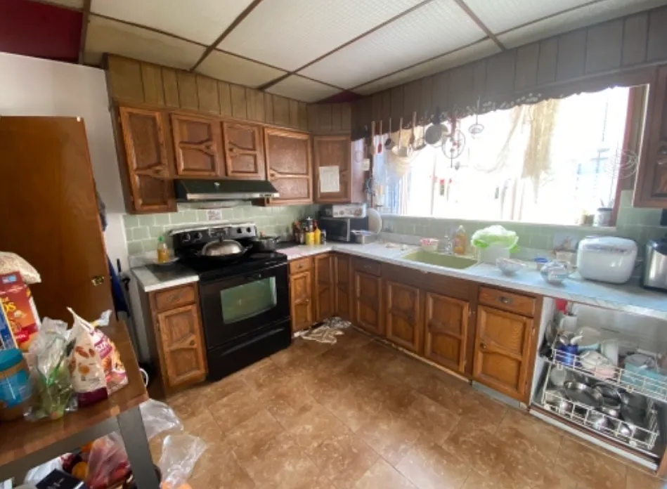 4 bed, 1.5 bath, 1440 sqft, $1,750 — Photo 2