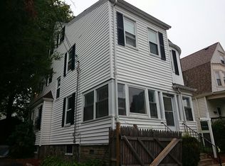 21 Middleton St, Dorchester, MA 02124