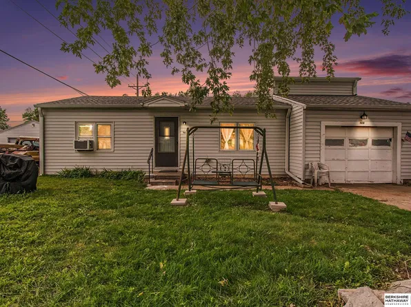 7618 S 41st Ave, Bellevue, NE 68147