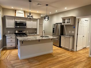 17 Summit Ave FLOOR 2, Providence, RI 02906