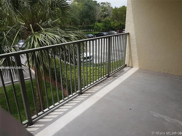 630 S Park Rd #27-3 — Photo 17