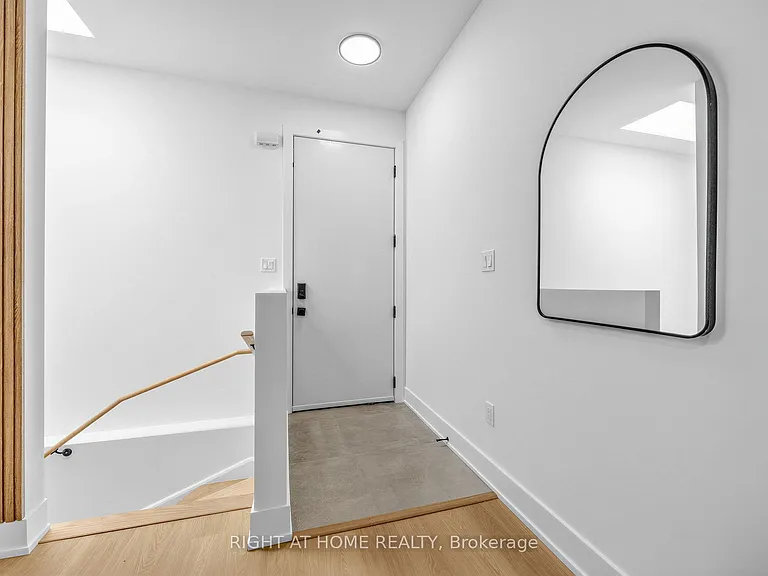 1416 Islington Ave #GS — Photo 12