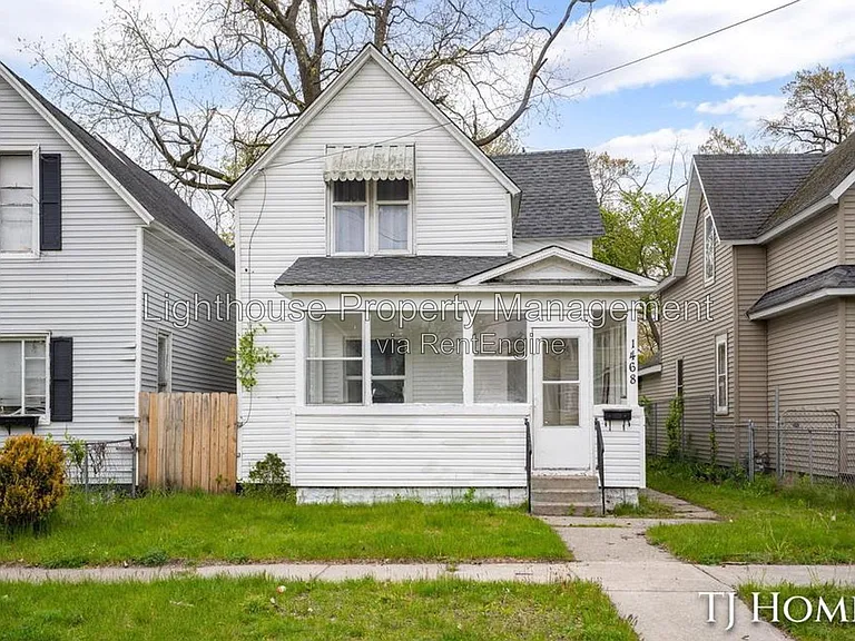 1468 Jiroch St — Photo 1
