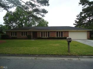 1419 Claremont Cir, Savannah, GA 31415
