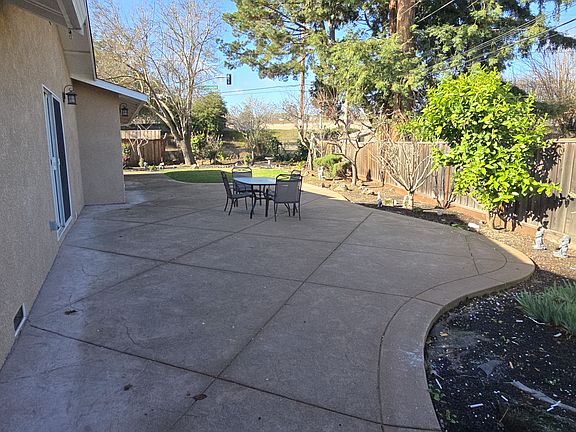 spacious backyard