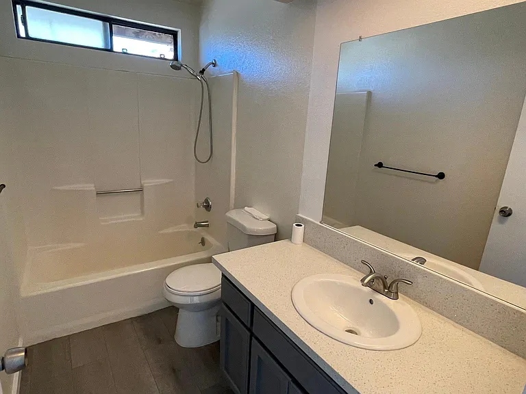 405 S Sunset St #C — Photo 13