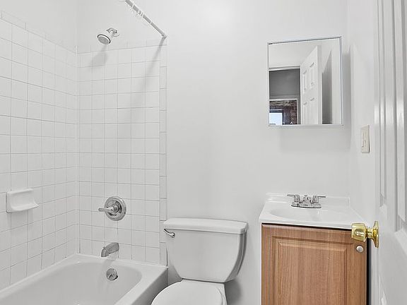 4th image of 1978 Madison Ave #7