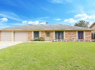 208 Lake Crescent Cir, Houma, LA 70360