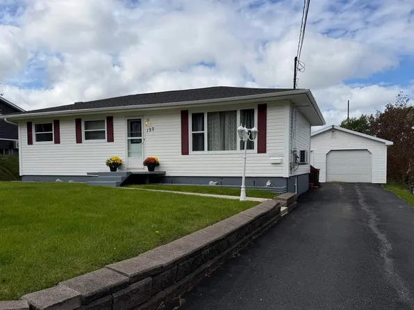 127 Kennedy Ave, Sydney, NS B1P 3K9